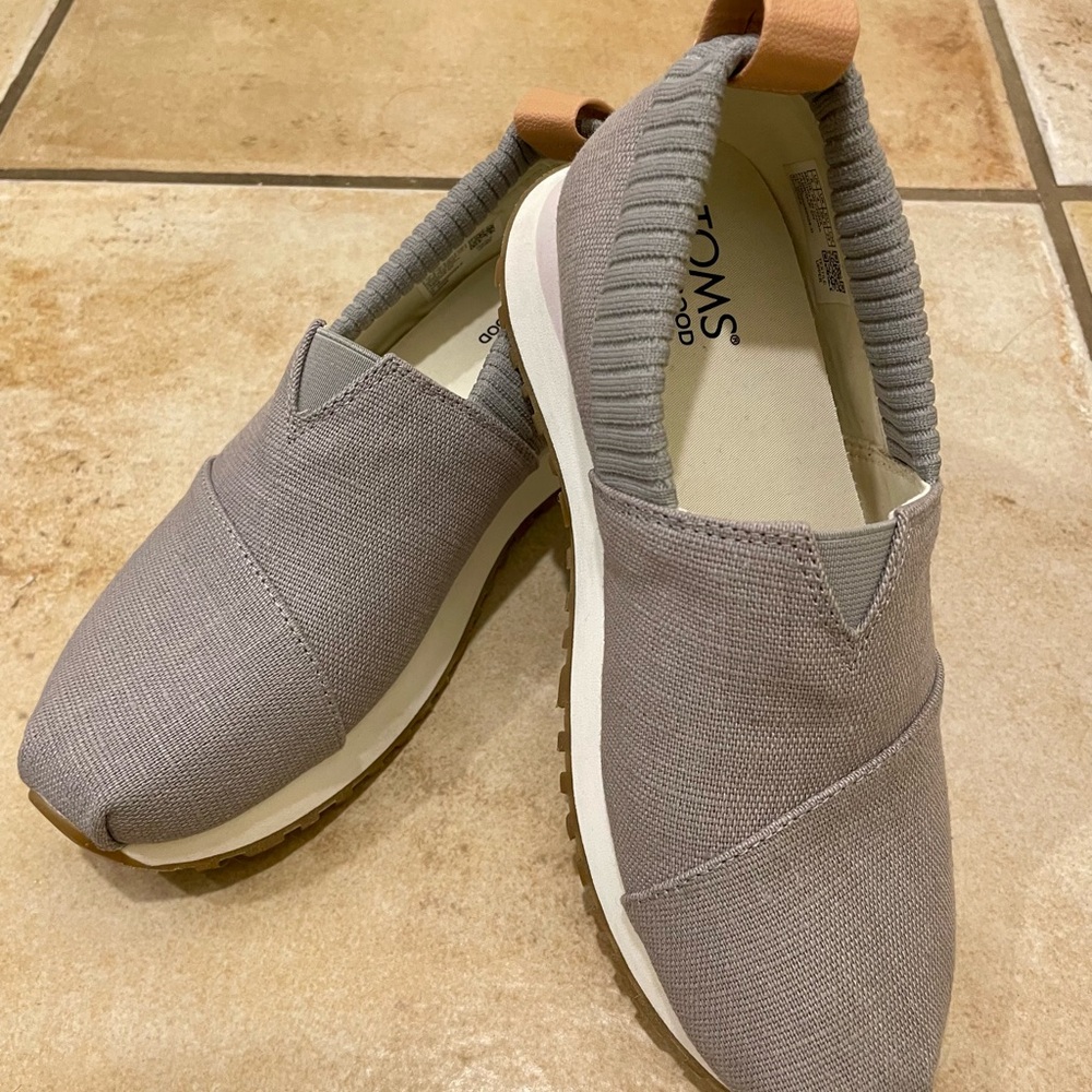 TOMS Women's Alpargata Resident 2.0 Slip On Trainer Sneakers, Great Condition